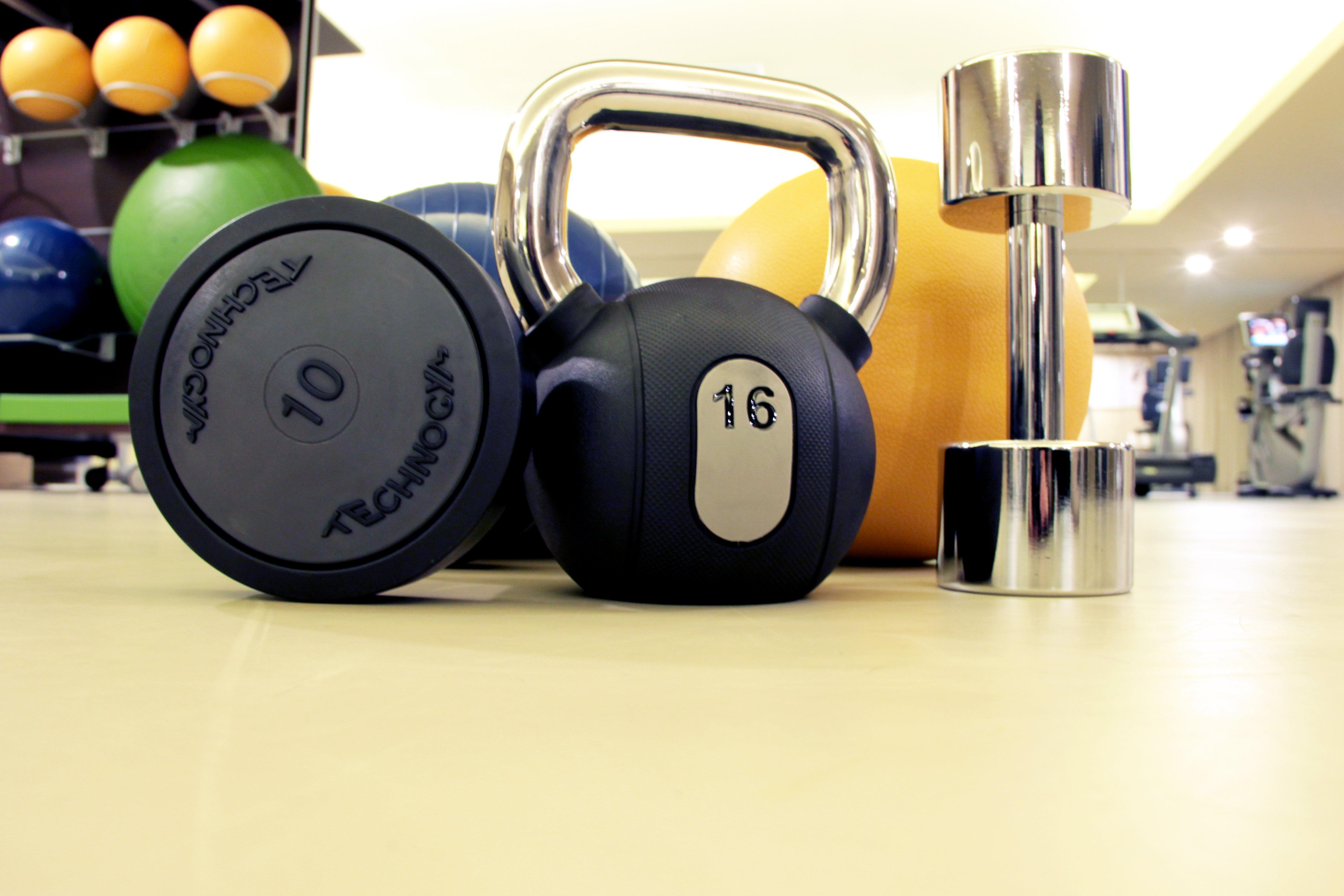 Crowne Plaza Vilamoura - Algarve By Ihg Kültér fotó Dumbbells and kettlebells