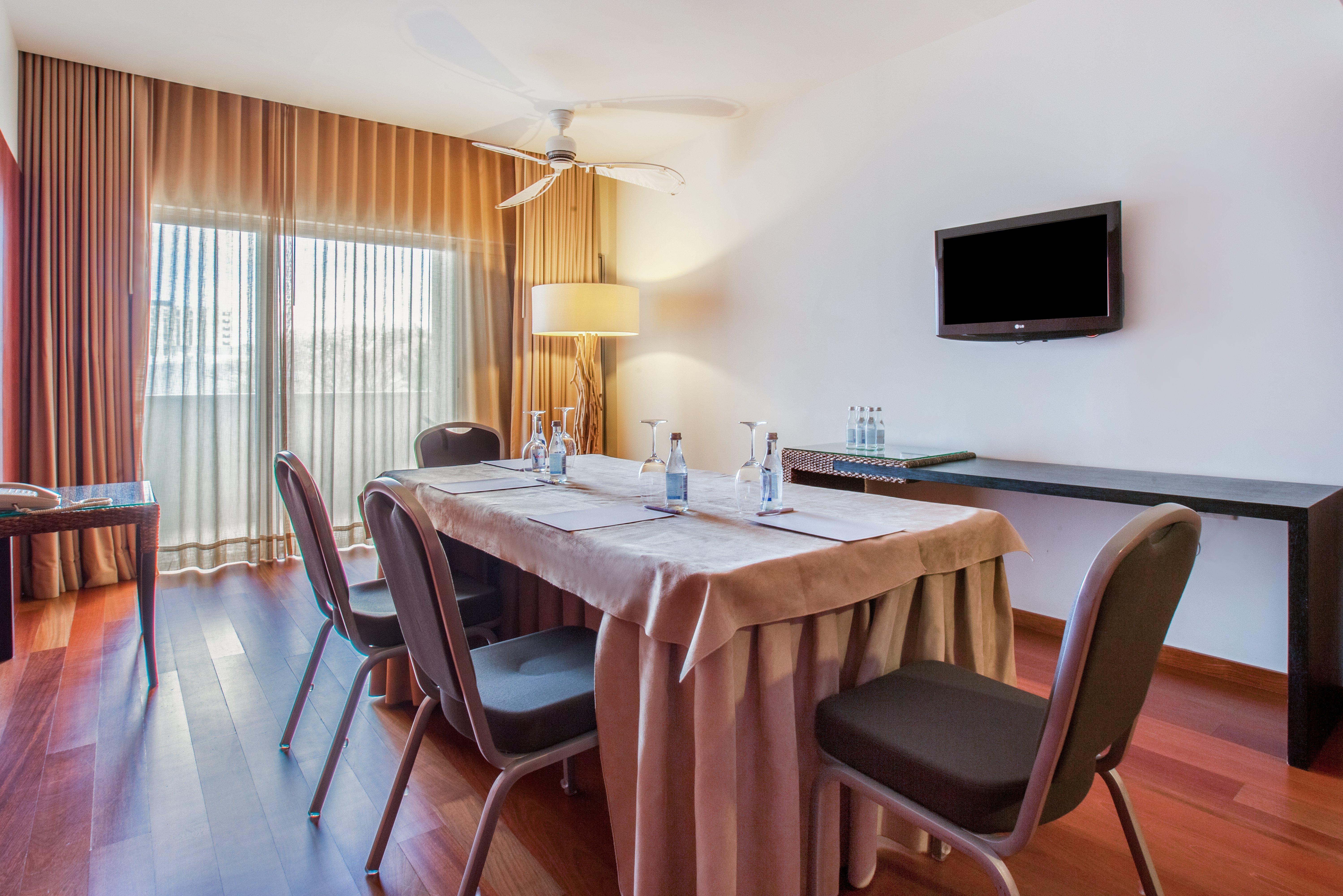 Crowne Plaza Vilamoura - Algarve By Ihg Kültér fotó Meeting room